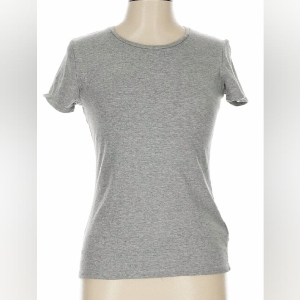 H&M Divided Light Gray Short Sleeve Tee!!! EUC!!! Cotton/Viscose!!